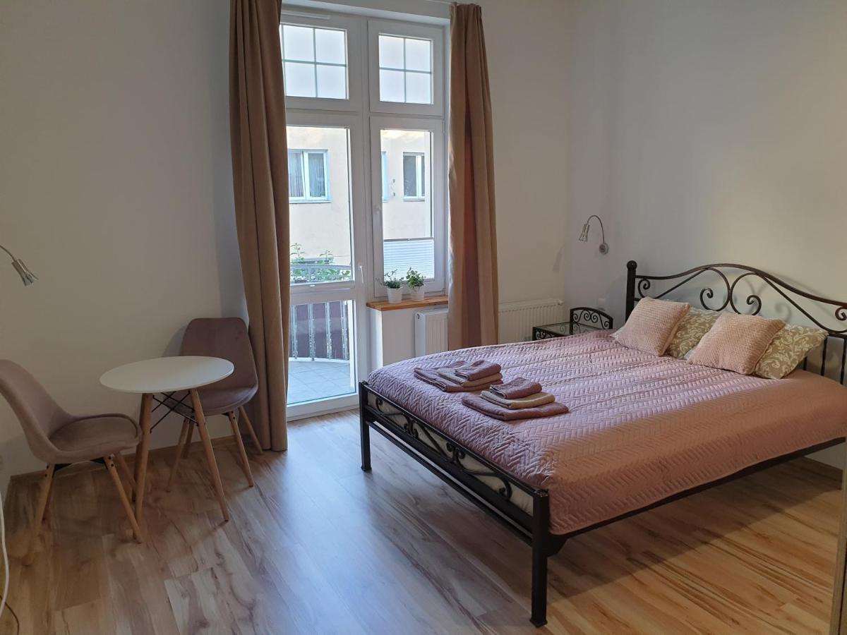 Apartamenty Dora 소포트 외부 사진